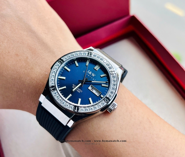 Carnival I&W 55851G - Nam - Thép bạc viền đá-Màu Xanh-Máy Cơ (Automatic) 