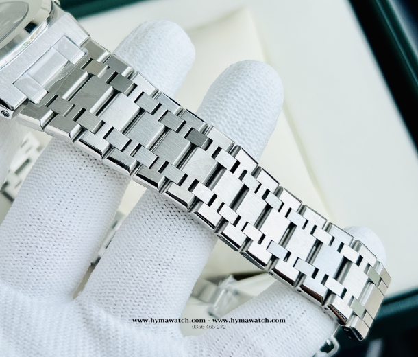 Carnival I&W Nautilus Automatic 721G Nam - Màu Đen