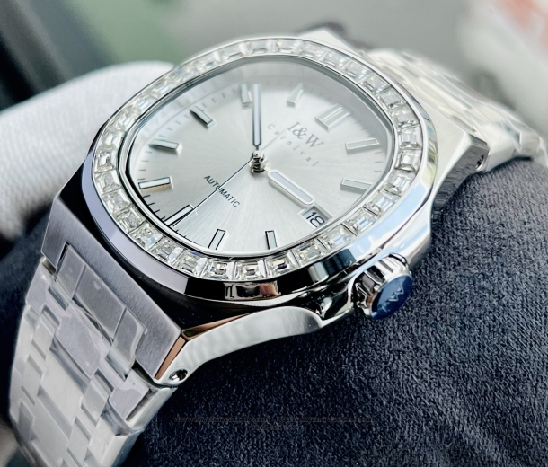 Carnival I&W 750G Automatic - Nam - Màu Trắng