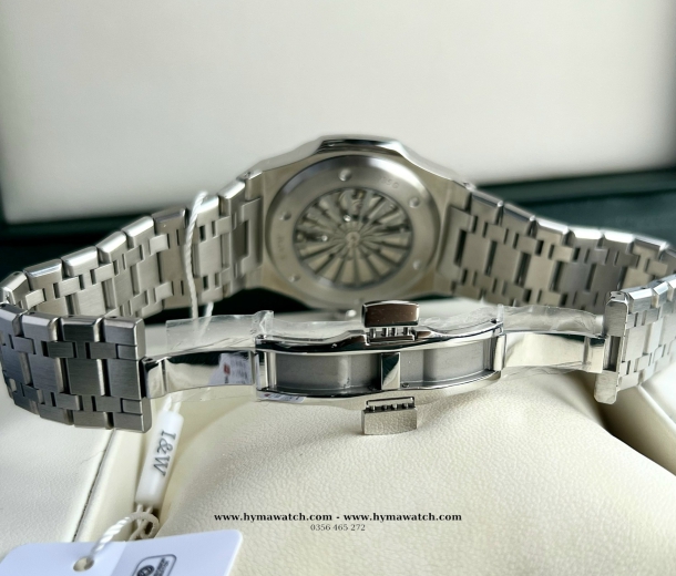 Carnival I&W 735G Automatic - Nam - Màu Xanh